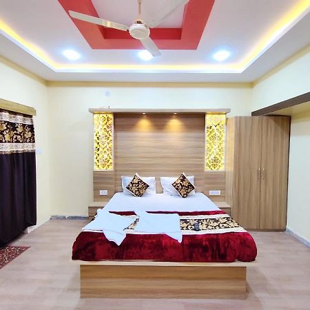 Hotel Family Inn Foreign Guest Only Аурангабад Екстериор снимка